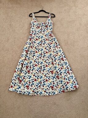 Abercrombie & Fitch Bra-Free Dylan Midi Cream Floral Dress